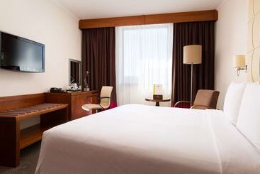 هتل Doubletree By Hilton  Novosibirsk