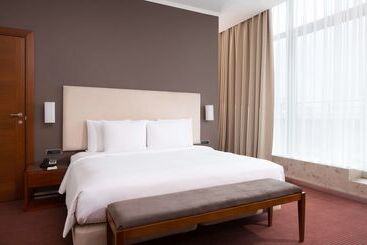 هتل Doubletree By Hilton  Novosibirsk