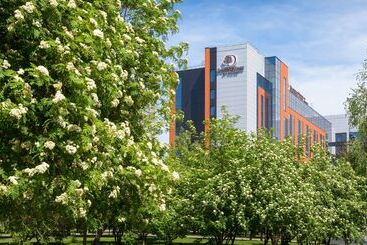 هتل Doubletree By Hilton  Novosibirsk