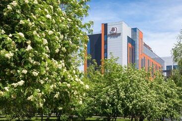 هتل Doubletree By Hilton  Novosibirsk