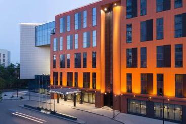 هتل Doubletree By Hilton  Novosibirsk