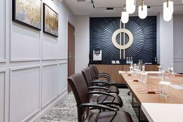 هتل Doubletree By Hilton  Novosibirsk