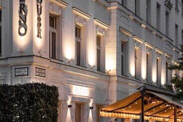 هتل Verno House Budapest, Vignette Collection, An Ihg