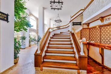 هتل Likya Residence  & Spa Boutique Class