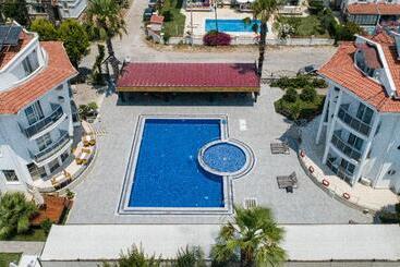 Nevada Hotel & Spa