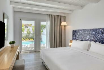 هتل Patmos Aktis, A Luxury Collection Resort & Spa, Greece