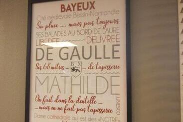 هتل Premiere Classe Bayeux