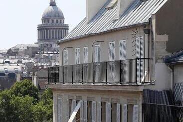 هتل Saint Louis En L Isle   Notre Dame