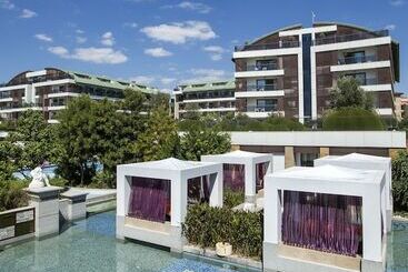هتل Tui Blue Side All Inclusive