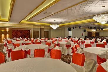 هتل Side Crown Palace Ultra All Inclusive