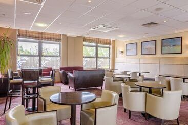 هتل Travelodge Sheffield Meadowhall