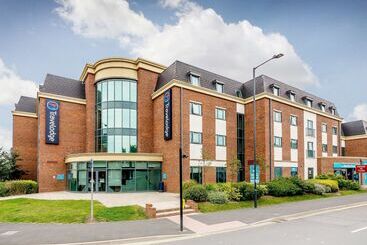 هتل Travelodge Stratford Upon Avon