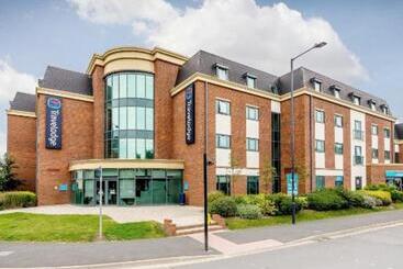 هتل Travelodge Stratford Upon Avon