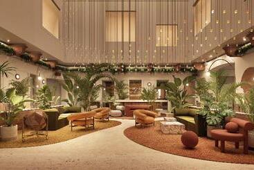 هتل Verno House Budapest, Vignette Collection, An Ihg