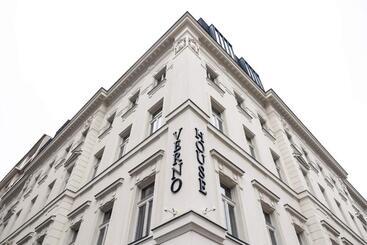 هتل Verno House Budapest, Vignette Collection, An Ihg