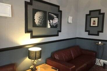 호텔 West Vale Villa