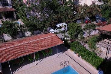 Karaca Apart