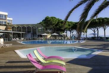 اقامتگاه Le Village Des Isles
