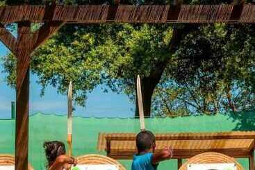 اقامتگاه Le Village Des Isles