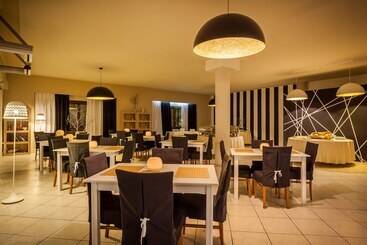 استراحتگاه Skopelos Holidays Hotel & Spa