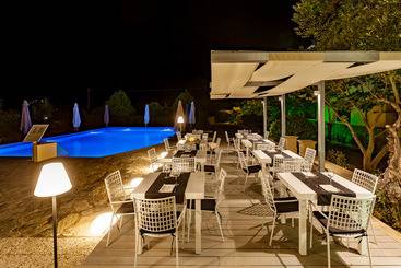 استراحتگاه Skopelos Holidays Hotel & Spa