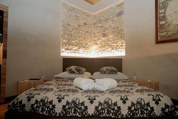 پانسیون Epicuro Guest House