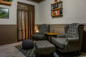 پانسیون Vitality Guest House