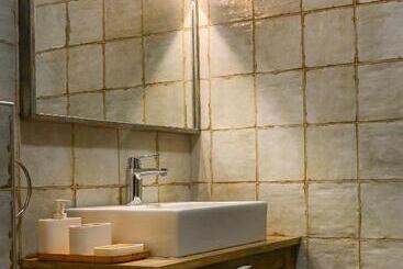 پانسیون Vitality Guest House