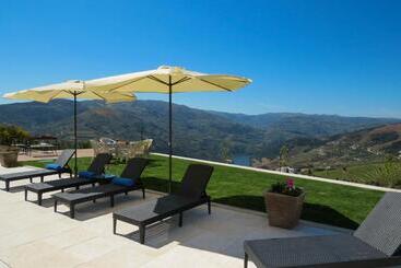 تختخواب و صبحانه Casa Miradouro