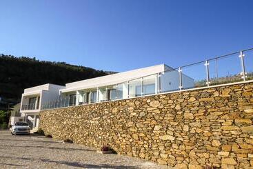 تختخواب و صبحانه Casa Miradouro