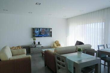 تختخواب و صبحانه Casa Miradouro