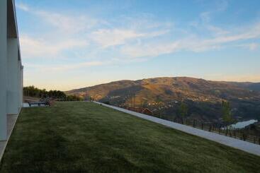 تختخواب و صبحانه Casa Miradouro