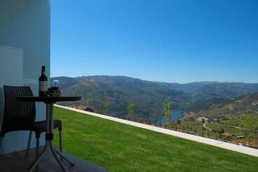 تختخواب و صبحانه Casa Miradouro