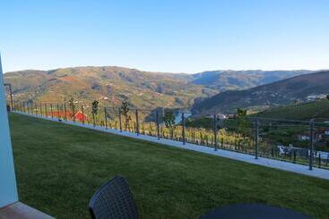 تختخواب و صبحانه Casa Miradouro