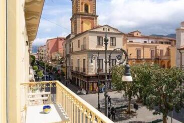 تختخواب و صبحانه Duomo Guest House   Stay In Sorrento