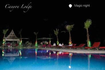 هتل Canyon Lodge Désert Agafay