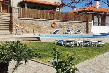 هتل Casa Da Touça
