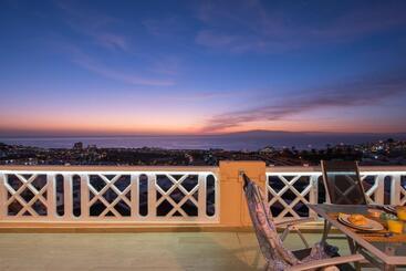 109 Penthouse , Incredible View, Marco