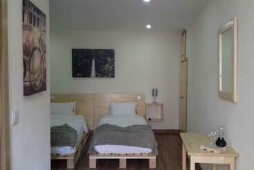 تختخواب و صبحانه Casa Dona Eufémia