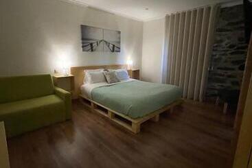 تختخواب و صبحانه Casa Dona Eufémia