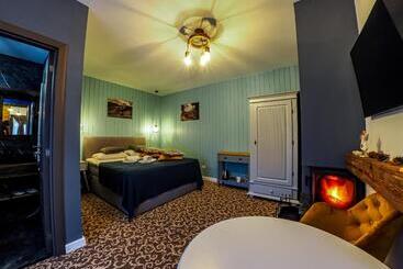 تختخواب و صبحانه Residence Rooms Bucovina