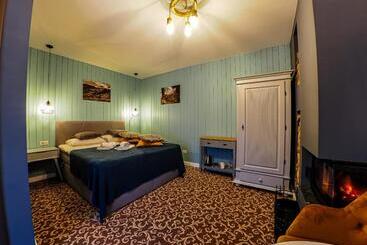 تختخواب و صبحانه Residence Rooms Bucovina
