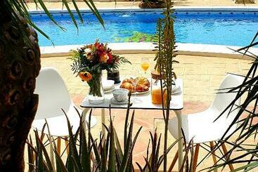 Cortijo El Chenil Rural Retreat