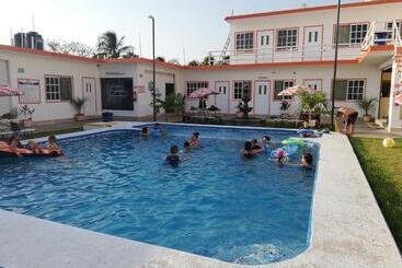 هتل Villa Marán Chachalacas Ambiente Familiar