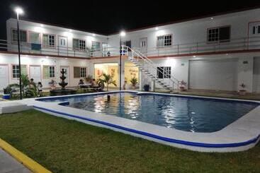هتل Villa Marán Chachalacas Ambiente Familiar