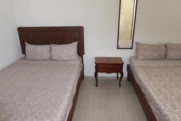 پانسیون Hostal Casa Clavel