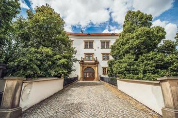 پانسیون Skodova Apartments