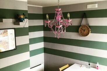 Bed and Breakfast Suite 01