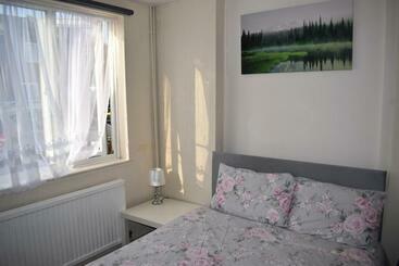 Pension Aaby House In London