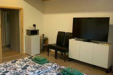 پانسیون Bio Hof Moosburg Am See Mit Sauna